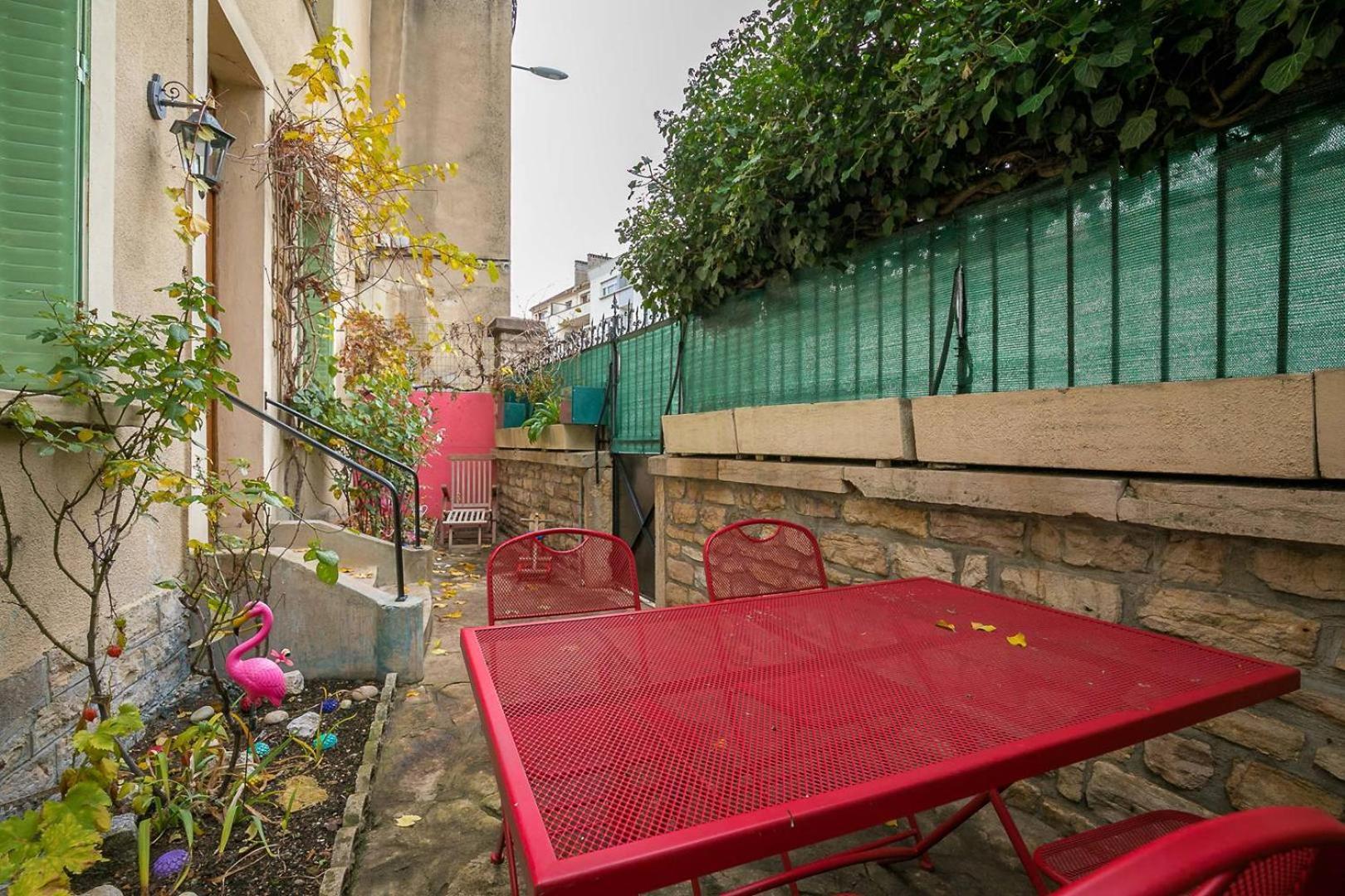 Le Daily Painting Plongee Dans Les Annees Sixties Appartement Dijon